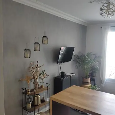Apartment Deux Pieces Moderne Saint-Ouen (Seine-Saint-Denis)